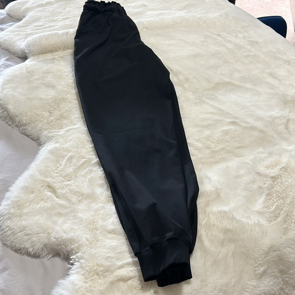 Lululemon Jogger - Picture 3 of 7